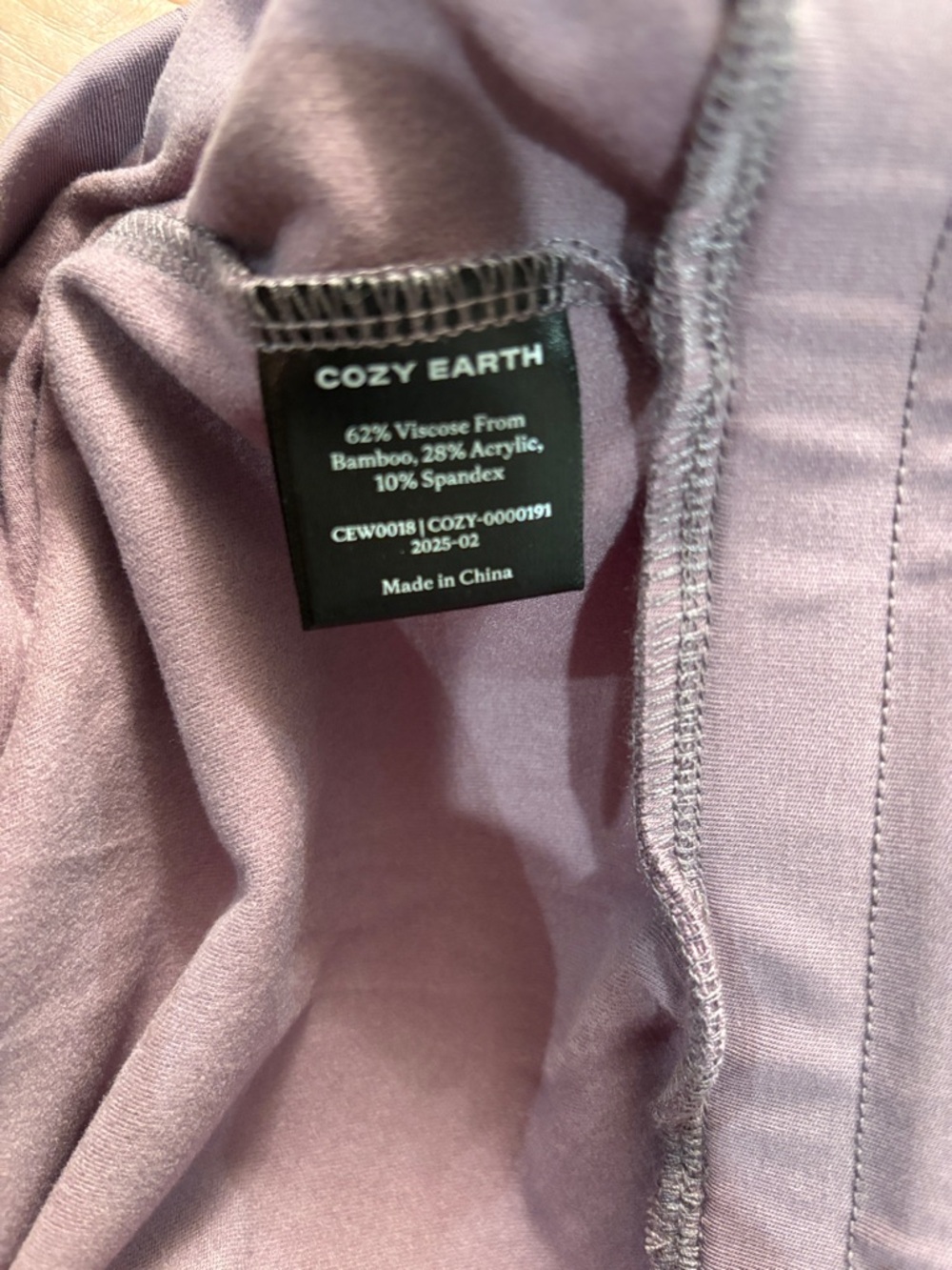 Cozy Earth bamboo women’s drawstring jogger - Picture 4 of 6